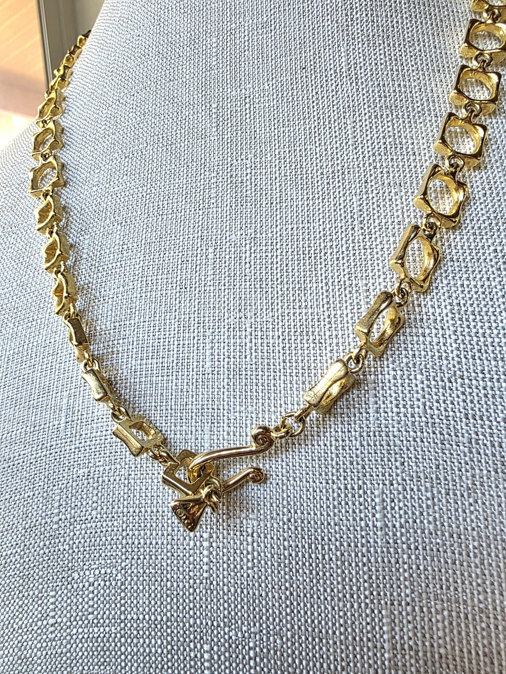 Liz Clairborne Vintage boutique-style fashion Y-drop collar statement necklace - Picture 9 of 13